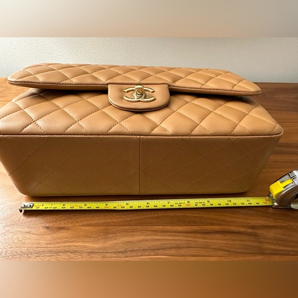 Chanel Large Classic Handbag Beige - Picture 6 of 16